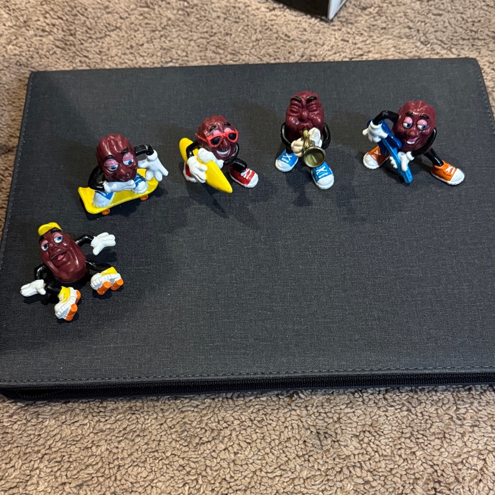 California Raisins Figurines Set 5p